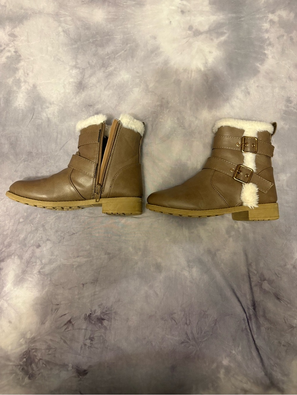 Gilrs size 11 Tan Faux Fur Trim Ankle Boots with Buckle Detail